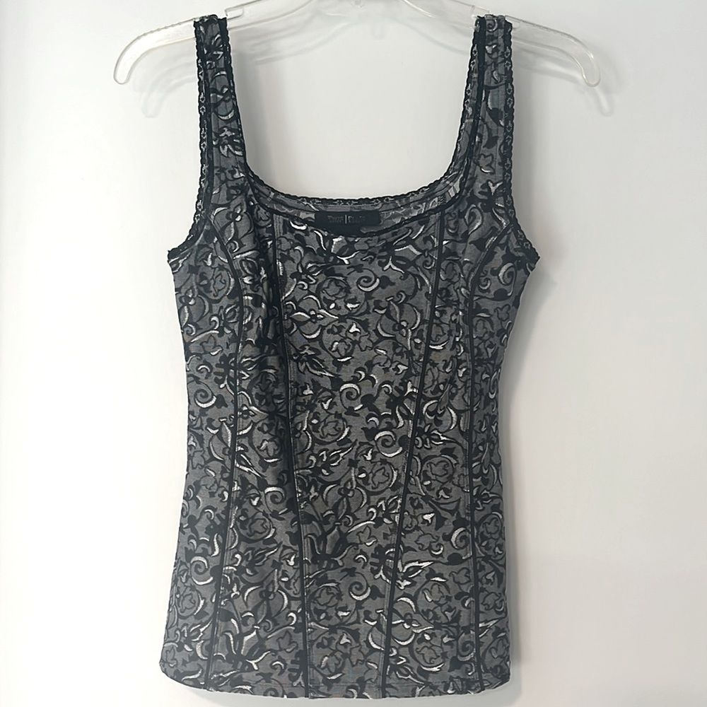 White House Black Market brocade sleeveless fitted top XS